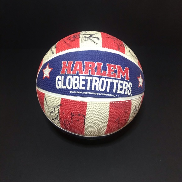 signed globetrotters ball